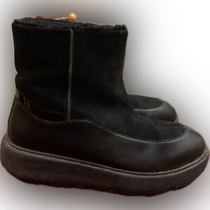 Fitflop Mukluk Shorty Boots 8